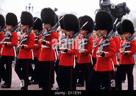 1990s QUEEN'S GUARD MARCHING ON PARADE LONDON ENGLAND
