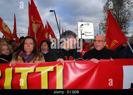 Italy, Padua, December 6th, 2012 : twenty thousand FIOM-CGIL metalworkers and students  on  general strike against cuts of the Government Mario Monti. The strike was attended by the Secretary General FIOM Maurizio Landini.(Center) Stock Photo