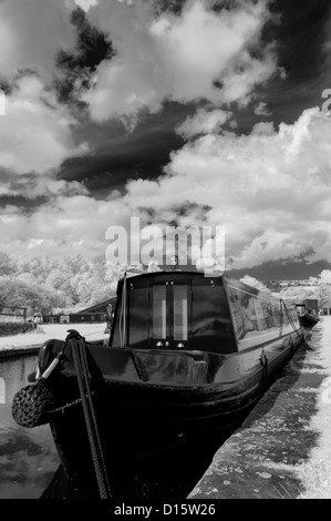 Canal Barge in Bugsworth Canal Basin, Derbyshire UK Stock Photo
