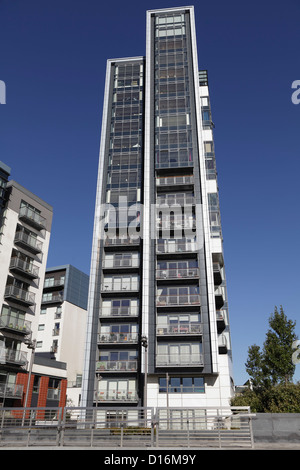 Glasgow Harbour flats on the North Bank of the River Clyde, Glasgow, Scotland, UK Stock Photo