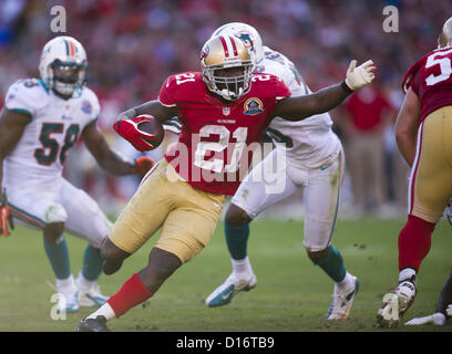 Frank gore hi-res stock photography and images - Alamy