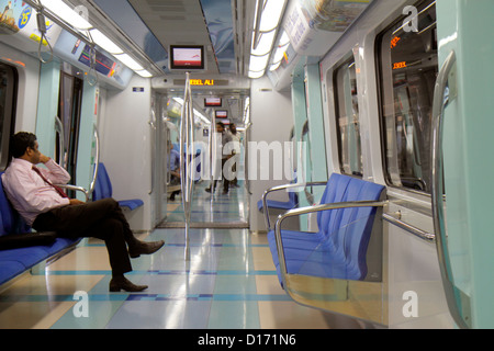 Jebel Ali Dubai Metro Station ticket hall UAE Stock Photo: 27776203 - Alamy