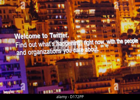 Screenshot of the twitter website Stock Photo