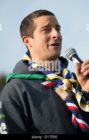 Chief Scout BEAR GRYLLS addressing welsh girl and boy scouts at a camp in Ceredigion, West Wales, UK Stock Photo