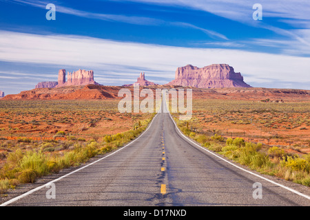 Iconic image of the road to monument Valley Navajo Tribal Park, Utah USA United states of america Stock Photo