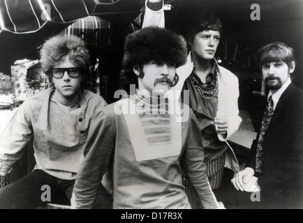 THE BYRDS  Promotional photo of US pop group about 1968 Stock Photo