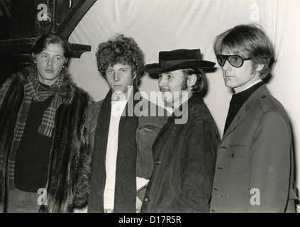 THE BYRDS  US pop group in London in February 1967. From l:Mike Clark, Chris Hillman, Dave Crosby, Roger McGuinn Stock Photo