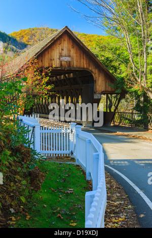 The Woodstock middle bridge, Woodstock, Vermont Stock Photo