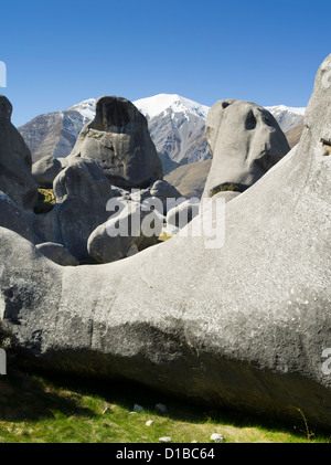 View of Castle Hill's limestone boulders, between Arthur's and Darfield Passes, New Zealand. Kura Tawhiti Conservation Area. Stock Photo