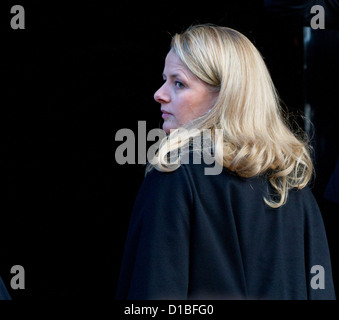 Princess Mabel of The Netherlands arrives at the Royal Palace Amsterdam for the award ceremony of the Prince Claus Award 2012 in Amsterdam, The Netherlands, 12 December 2012. Photo: Patrick van Katwijk Stock Photo