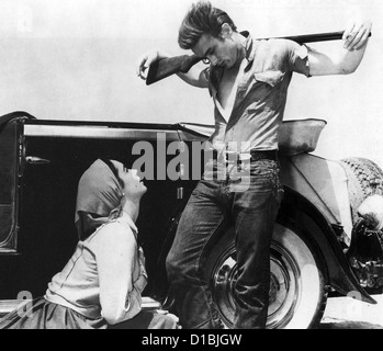 GIANT  1956 Warner Bros film with Elizabeth Taylor and James Dean Stock Photo