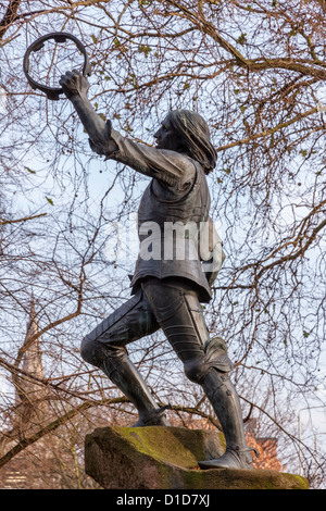 Bronze statue of King Richard III in it's original location in Castle Park Gardens, Leicester, England, UK Stock Photo