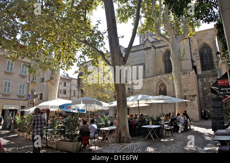 Street cafes in the old city of Avignon, Vaucluse, Provence, France, Europe Stock Photo