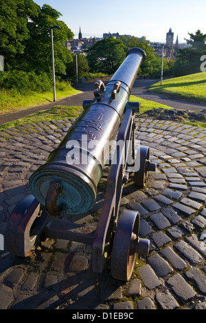 Portuguese cannon, 15th century, Calton Hill in summer sunshine, Edinburgh, Scotland, United Kingdom, Europe Stock Photo