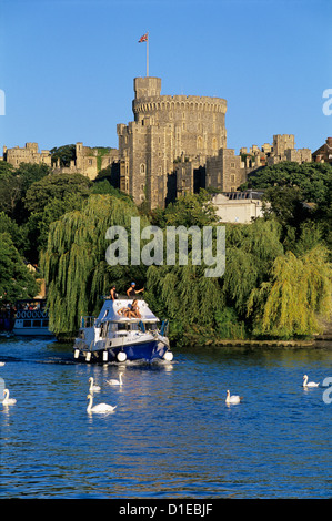 Windsor Castle and River Thames, Windsor, Berkshire, England, United Kingdom, Europe Stock Photo