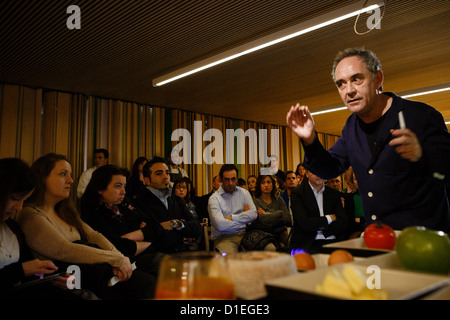 14/12/12 Chef Ferran Adria gives speech at Tondeluna restaurant, Logroño, La Rioja, Spain. Stock Photo