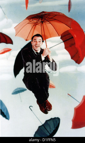SINGIN' IN THE RAIN 1952 MGM film musical with Gene Kelly Stock Photo