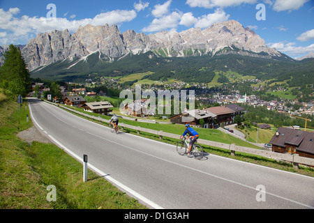 View of town and mountains, Cortina d' Ampezzo, Belluno Province, Veneto, Dolomites, Italy, Europe Stock Photo