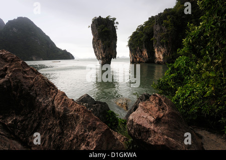 Ko Ta Pu (James Bond Island) – ambon Kalai, Thailand - Atlas Obscura