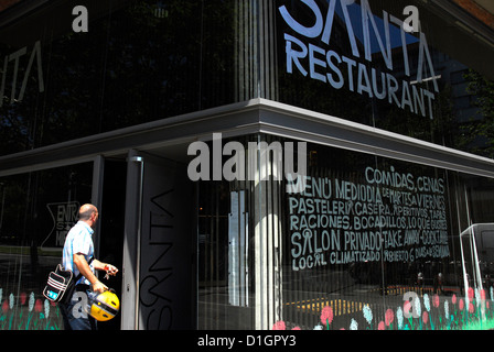 Restaurant La Santa. Meridiana Avenue # 2, Barcelona. Spain Photo: © Rosmi Duaso Stock Photo