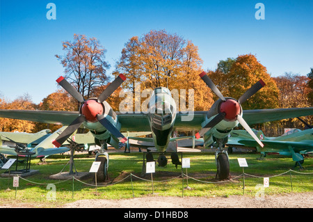 Tupolev Tu-2S, Soviet WWII medium bomber aircraft, Polish Army Museum in Warsaw, Poland Stock Photo