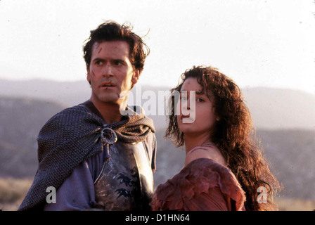 Armee Der Finsternis   Army Of Darkness   Ash (Bruce Campbell) und Sheila (Embeth Davidtz) *** Local Caption *** 1992  -- Stock Photo