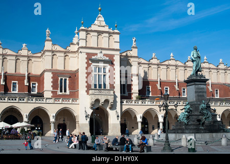 Sukiennice (the Cloth Hall or Drapers' Hall) on Rynek Glówny, the main town square in Krakow in southern Poland. Stock Photo