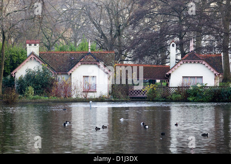 Duck island cottage in London England Stock Photo