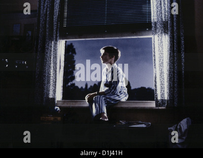 Angst Vor Der Dunkelheit   Afraid Of The Dark   Szenenbild  -- Stock Photo