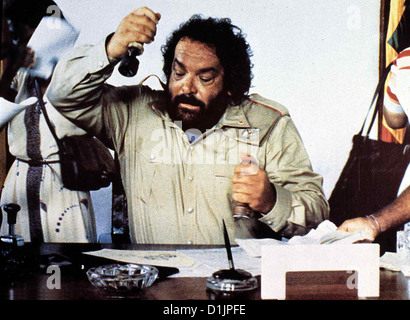 Banana Joe  Banana Joe  Bud Spencer Verzweifelt kaempft der bullige Bananenhaendler Joe (Bud Spencer) um seine Lizenz. *** Stock Photo