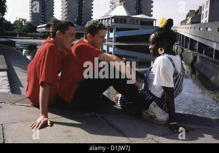 Die Erste Liebe - Beautiful Thing  Beautiful Thing  Scott Neal, Glen Berry, Tameka Empson Als Sandra erfaehrt, dass Jamie (Glen Stock Photo