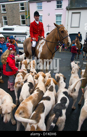 Hay-on-Wye, Wales, UK. 26th Dec 2012. The Golden Valley Hunt gather in Hay on Wye for their annual Boxing Day hunt. Riders of all ages took part, cheered on and followed by many supporters. Credit:  Jeff Morgan / Alamy Live News Stock Photo