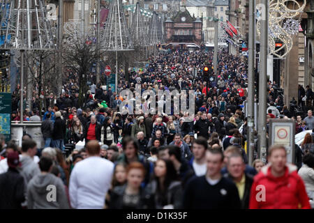 Buchanan Street, Glasgow, Scotland, UK, Wednesday, 26th December, 2012. People shopping at the Boxing Day sales in a very busy city centre. Stock Photo