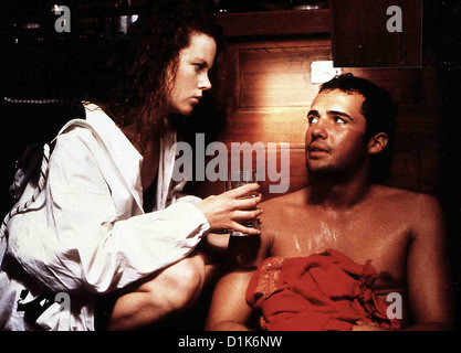 Todesstille  Dead Calm  Nicole Kidman, Billy Zane Nach dem tragischen Tod ihres Kindes, verbringen Rae (Nicole Kidman) und ihr Stock Photo