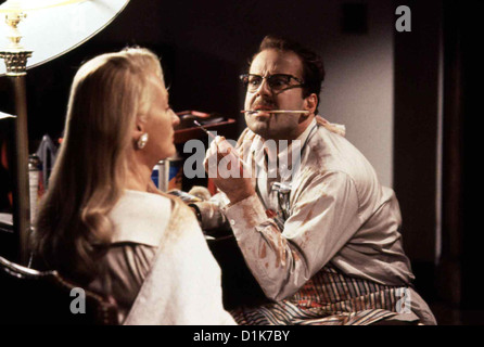 Der Tod Steht Ihr Gut  Death Becomes Her  Madeline (Meryl Streep), Dr. Menville (Bruce Willis) *** Local Caption *** 1992 UNIV. Stock Photo