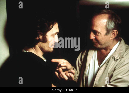 Buffalo 66   Buffalo 66   Billy Brown (Vincent Gallo), Jimmy Brown (Ben Gazzara) *** Local Caption *** 1998  NIL FILM Stock Photo