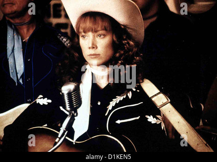 Nashville Lady  Coal Miner's Daughter  Sissy Spacek Sechs Jahre später schenkt Mooney Loretta (Sissy Spacek) eine gebrauchte Stock Photo