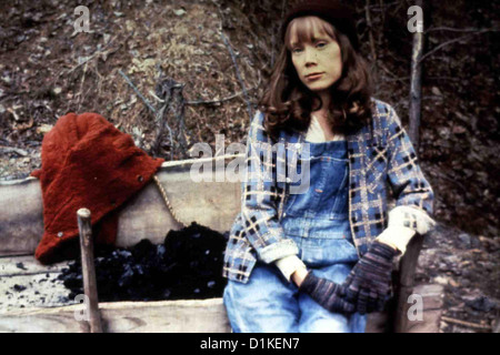 Nashville Lady  Coal Miner's Daughter  Sissy Spacek Mit dreizehn Jahren heiratet Loretta Webb (Sissy Spacek), Tochter eines Stock Photo