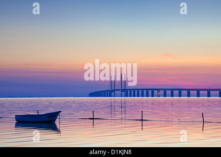 Öresund / Øresund Bridge, railway and dual carriageway bridge-tunnel between Denmark and Sweden at sunset, Scandinavia Stock Photo