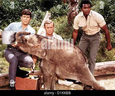 Daktari   Daktari   Yale Summers, Marshall Thompson, Hari Rhodes *** Local Caption *** 1966  -- Stock Photo