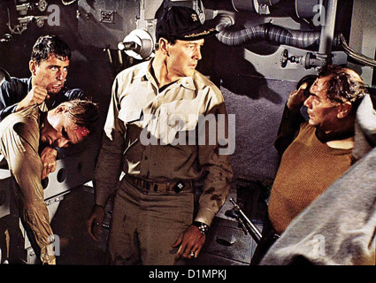 Eisstation Zebra  Ice Station Zebra  Rock Hudson, Ernest Borgnine Ferraday (Rock Hudson,m) trifft eine weise Entscheidung, die Stock Photo