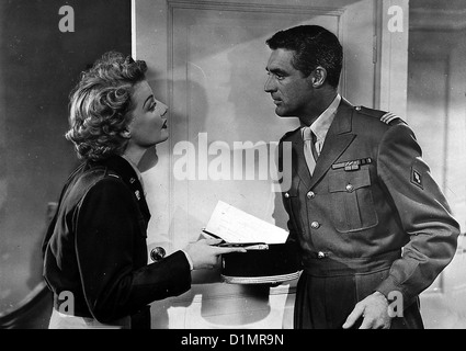 Ich War Eine Maennliche Kriegsbraut  I Was Male War Bride  Ann Sheridan, Cary Grant Der franzoesische Armee-Offizier Henry Stock Photo