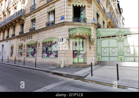 Internationally famous LADUREE patisserie, Champs-Elysées, Paris, France. Stock Photo