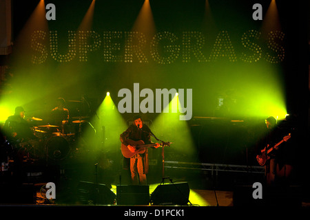 Gaz Coomes and Supergrass Rock band in Concert at The regal in Oxford 2009 Stock Photo