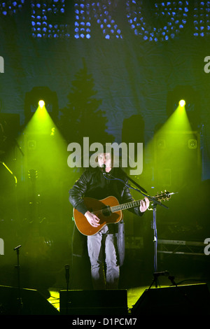 Gaz Coomes and Supergrass Rock band in Concert at The regal in Oxford 2009 Stock Photo