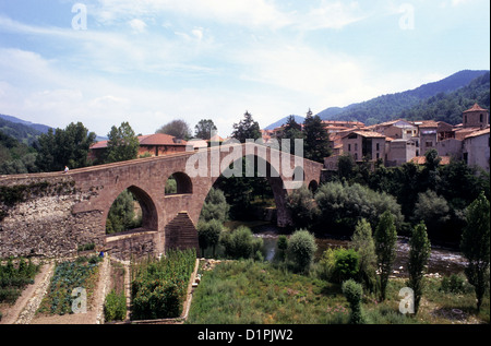 Ancient stone bridge at Sant Joan De Les Abadesses in Catalonia Spain Stock Photo