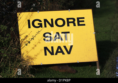 Sat Nav Errors Mistakes Sign warning of problems with car satellite navigation systems Stock Photo
