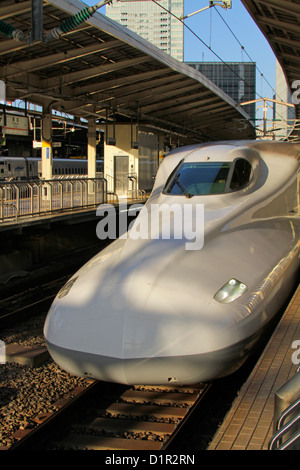 Tokaido Shinkansen N700 Series Stock Photo - Alamy