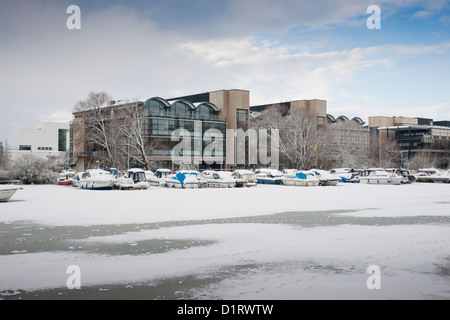 University of Lincoln Brayford Campus in Snow - Main Building, Lincolnshire, UK Stock Photo