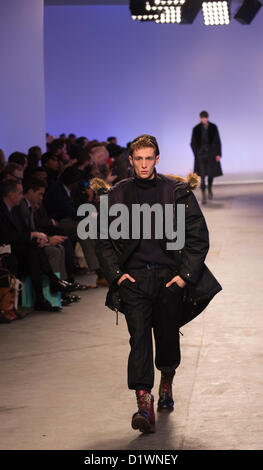 Monday, 7 January 2013. London, United Kingdom. Topman Design's Autumn/Winter 2013 catwalk show collection at London Collections: Men. Menswear fashion event which used to be part of London Fashion Week. Photo credit: CatwalkFashion/Alamy Live News Stock Photo